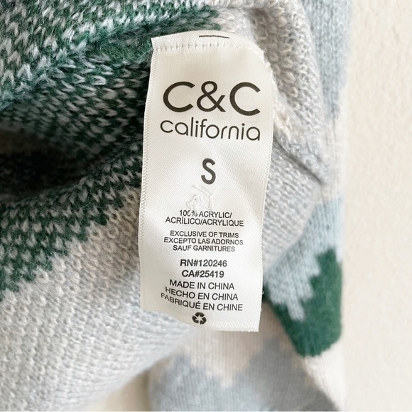 New C&C CALIFORNIA Aztec Print Oversized Cropped Cardigan V Neck Blue Sweater S - Picture 12 of 13